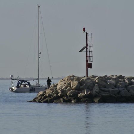 70 Sq M Apartment At Saint Martin'S Harbour Mali Lošinj Екстериор снимка