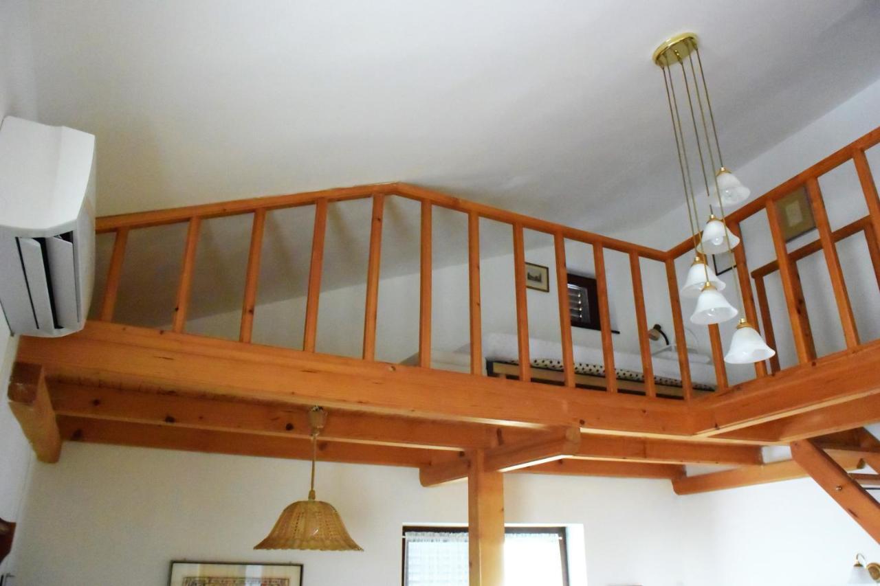70 Sq M Apartment At Saint Martin'S Harbour Mali Lošinj Стая снимка