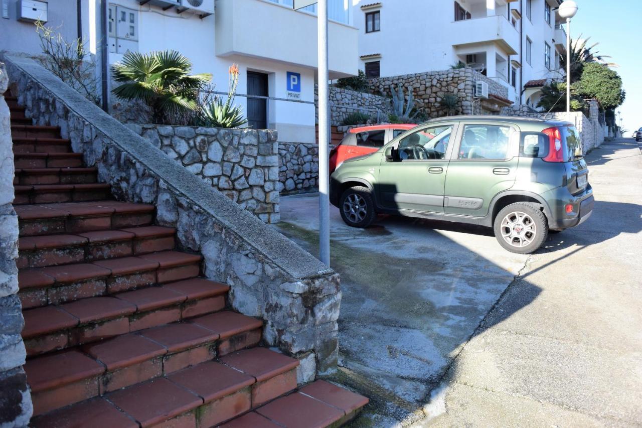 70 Sq M Apartment At Saint Martin'S Harbour Mali Lošinj Стая снимка
