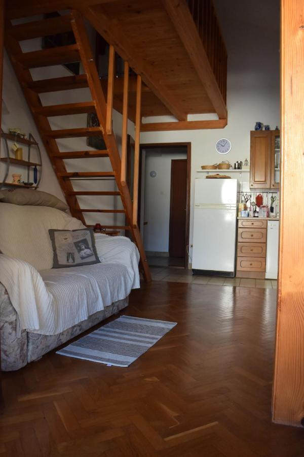 70 Sq M Apartment At Saint Martin'S Harbour Mali Lošinj Стая снимка